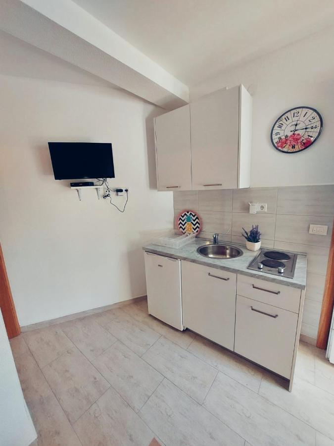 Apartmani Butigan-Tiha Luka Neum Buitenkant foto