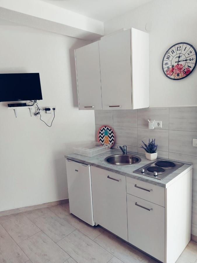 Apartmani Butigan-Tiha Luka Neum Buitenkant foto