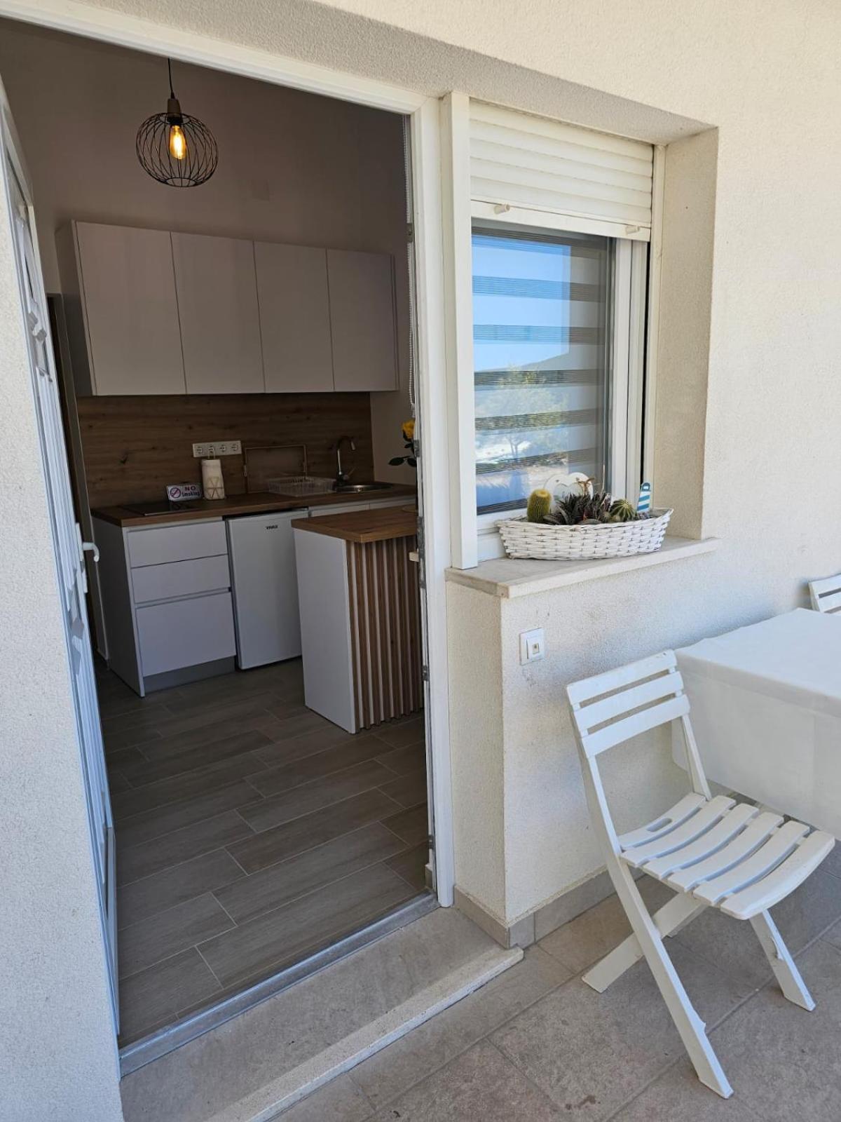 Apartmani Butigan-Tiha Luka Neum Buitenkant foto