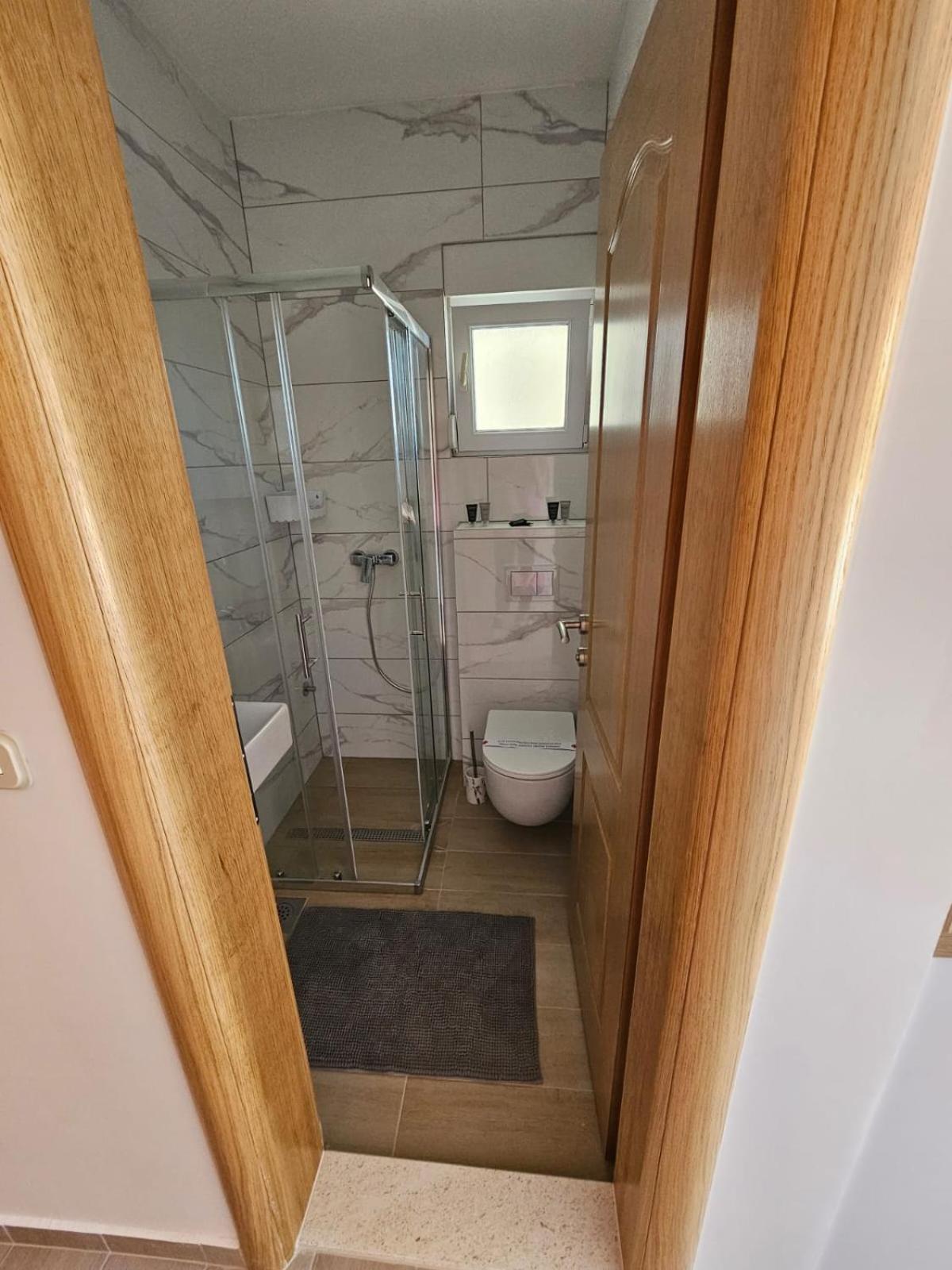 Apartmani Butigan-Tiha Luka Neum Buitenkant foto